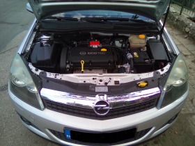 Opel Astra Газ/Бензин 1.8 GTS, снимка 1 - Автомобили и джипове - 45512358