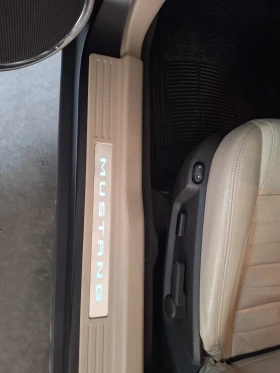 Ford Mustang 3.7 , снимка 11