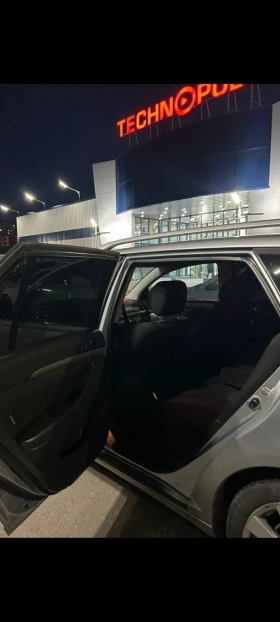 Toyota Avensis Toyota Avensis 2008 2.0 dizel обслужен от първия с - 2590 € / 5065.60 лв. - 71987564 8