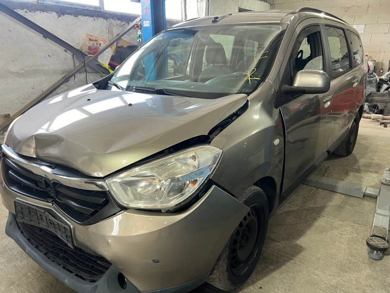 Dacia Lodgy 1.5DCI, снимка 3 - Автомобили и джипове - 36715934