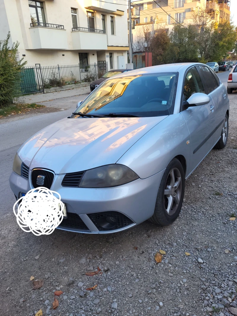 Seat Ibiza 1.4  фабрична газ, снимка 2 - Автомобили и джипове - 47847227