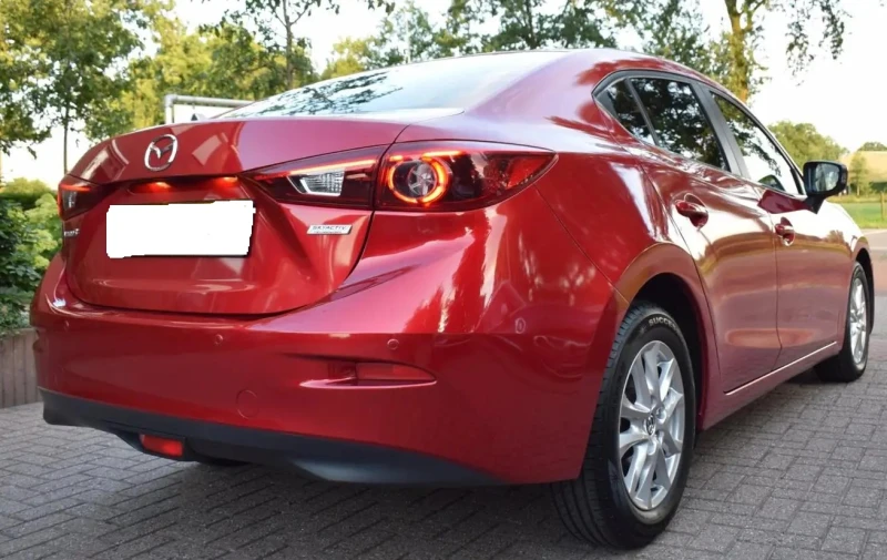 Mazda 3 skyactive, снимка 5 - Автомобили и джипове - 48611922