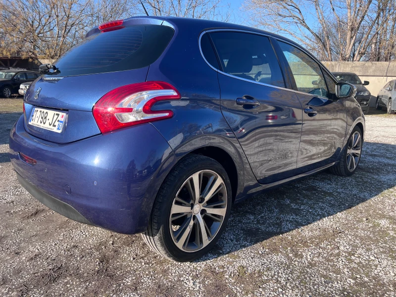 Peugeot 208 1.6 HDI, снимка 5 - Автомобили и джипове - 48676896