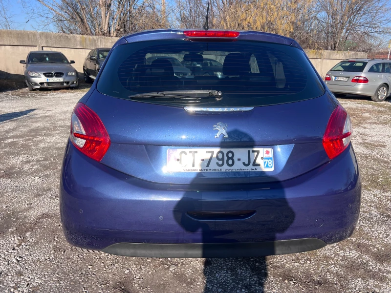 Peugeot 208 1.6 HDI, снимка 7 - Автомобили и джипове - 48676896