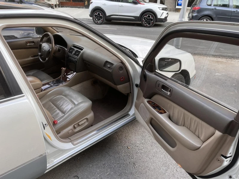 Lexus LS 400, снимка 15 - Автомобили и джипове - 51327112