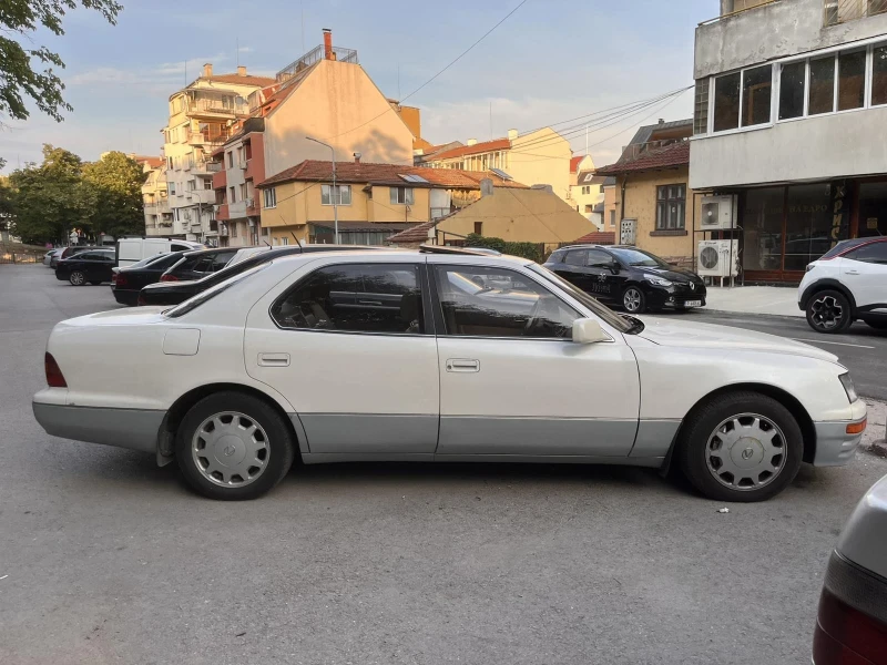 Lexus LS 400, снимка 4 - Автомобили и джипове - 51327112