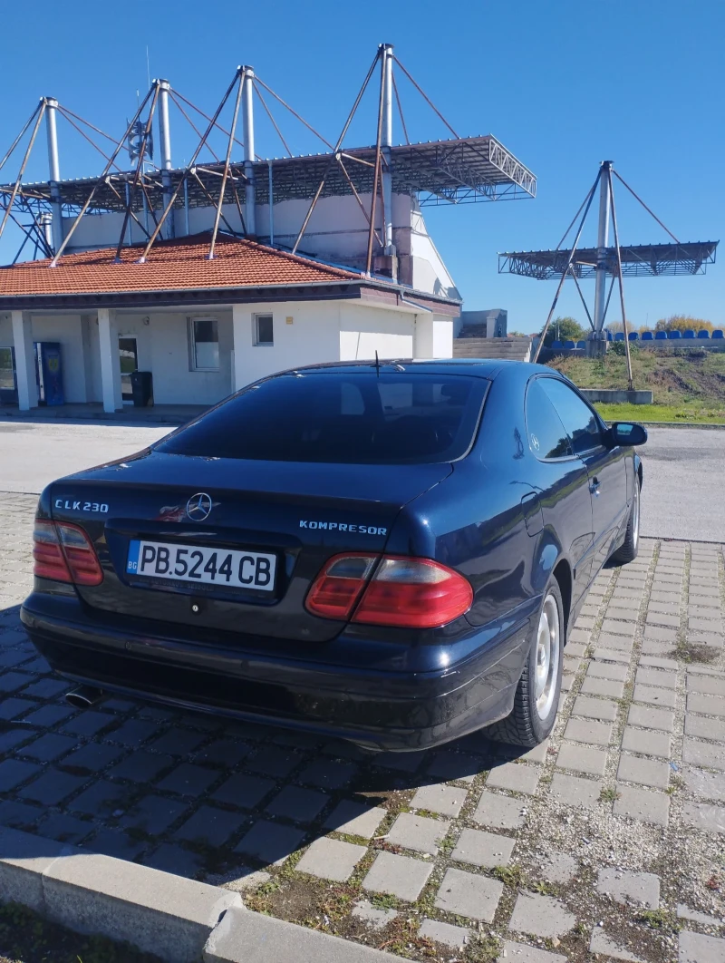 Mercedes-Benz CLK 230, снимка 2 - Автомобили и джипове - 52223741