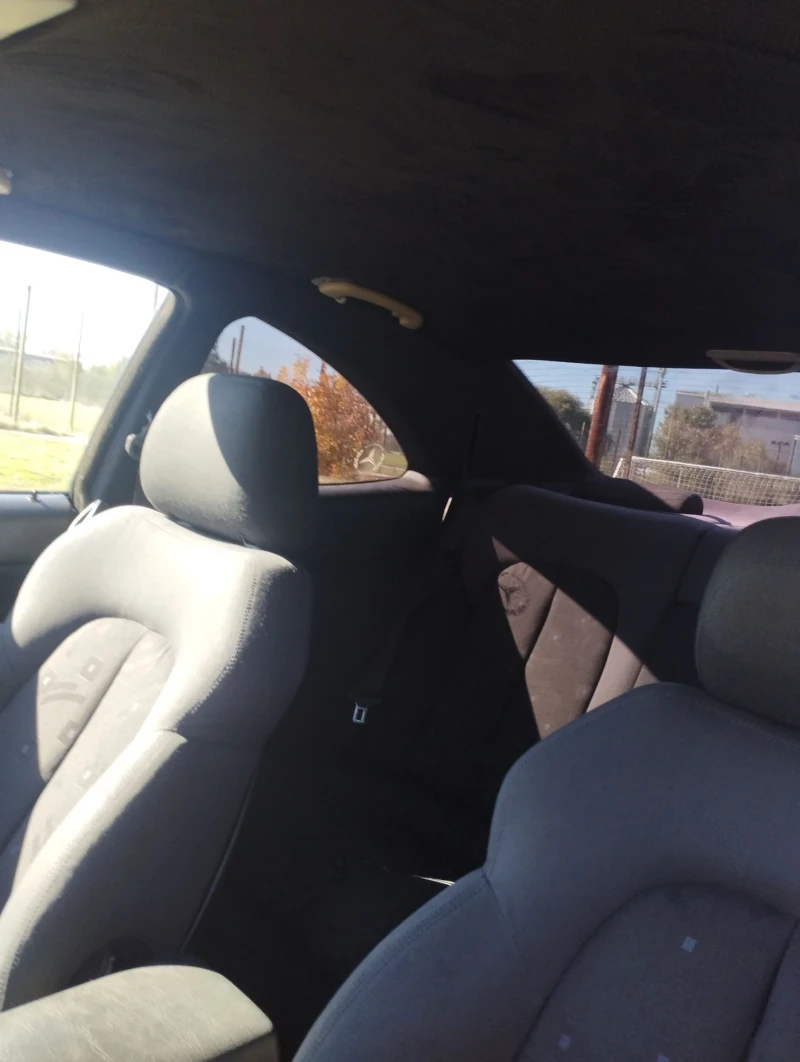 Mercedes-Benz CLK 230, снимка 8 - Автомобили и джипове - 52223741