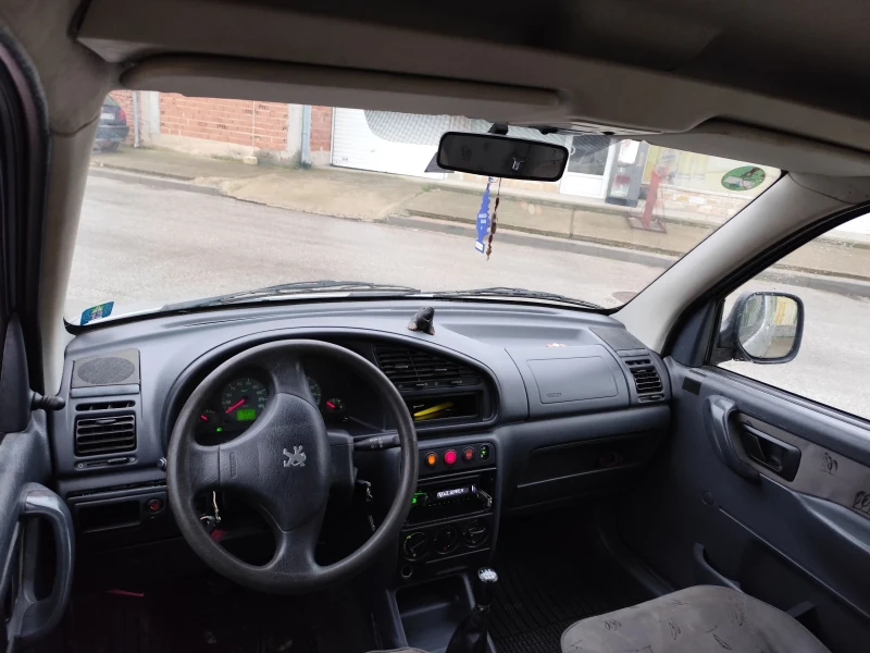 Peugeot Partner 1.6 СТАРИЯ МОТОР , снимка 8 - Автомобили и джипове - 53078988