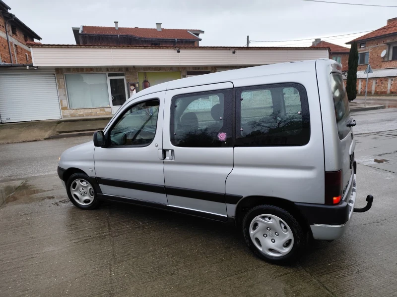 Peugeot Partner 1.6 СТАРИЯ МОТОР , снимка 3 - Автомобили и джипове - 53078988