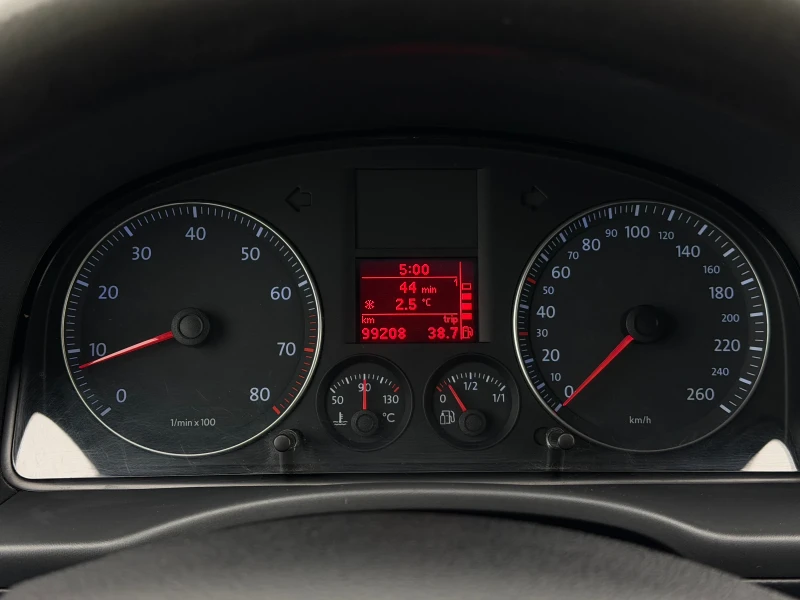 VW Caddy 2.0i 109к.с * МЕТАН* * Климатик* * 99 000км* , снимка 16 - Автомобили и джипове - 53451664