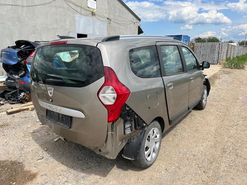 Dacia Lodgy 1.5DCI, снимка 12 - Автомобили и джипове - 36715934