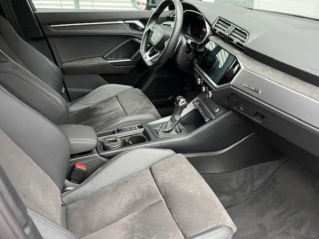 Audi RSQ3 * LED* DISTR* QUATTRO* VIRTUAL* CAM* , снимка 11 - Автомобили и джипове - 50189312