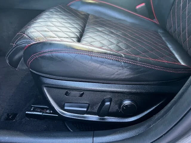 Genesis G70 3.3T Sport AWD, снимка 8 - Автомобили и джипове - 54598054