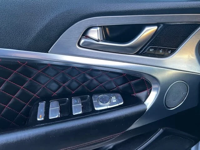 Genesis G70 3.3T Sport AWD, снимка 6 - Автомобили и джипове - 54598054