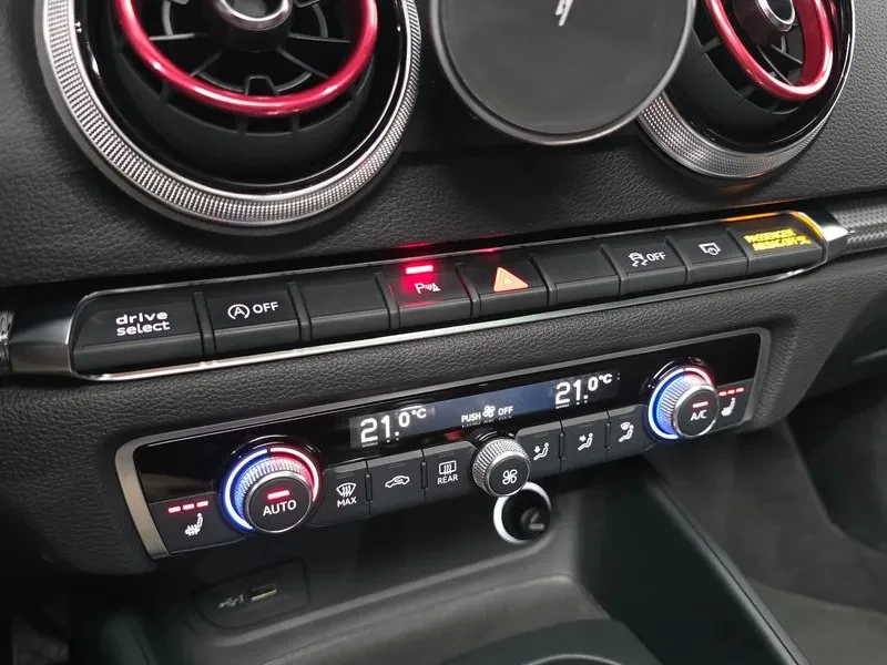 Audi A3 A3 40 Tfsi 8V, снимка 16 - Автомобили и джипове - 56067837
