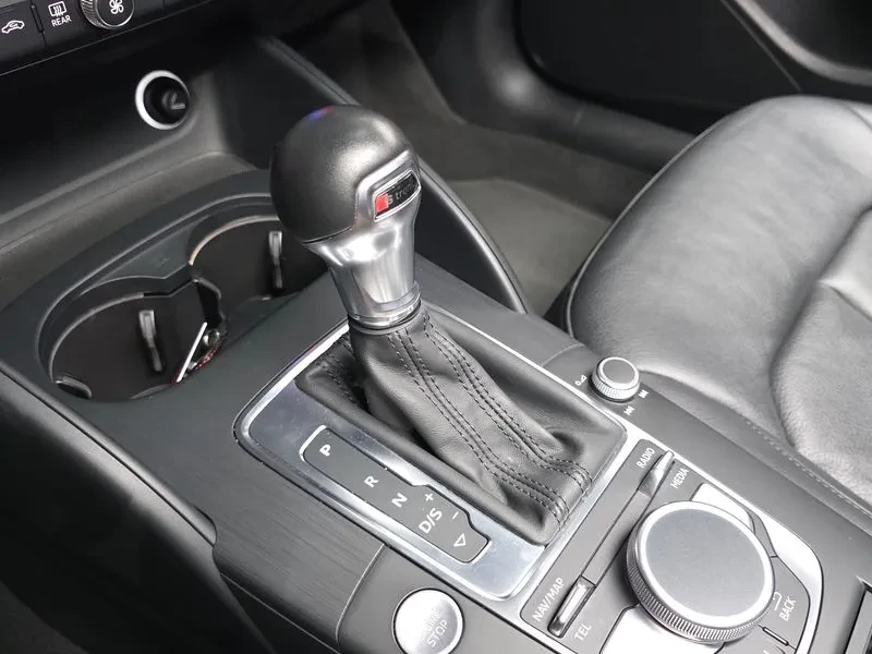 Audi A3 A3 40 Tfsi 8V, снимка 9 - Автомобили и джипове - 56067837