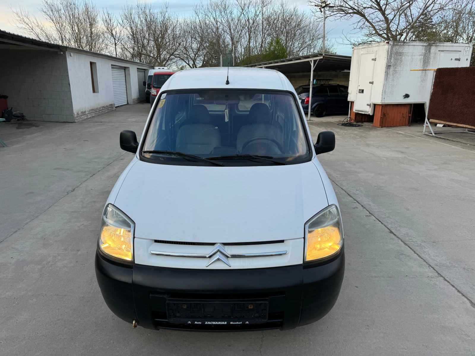 Citroen Berlingo 1.9D КЛИМАТИК - изображение 2