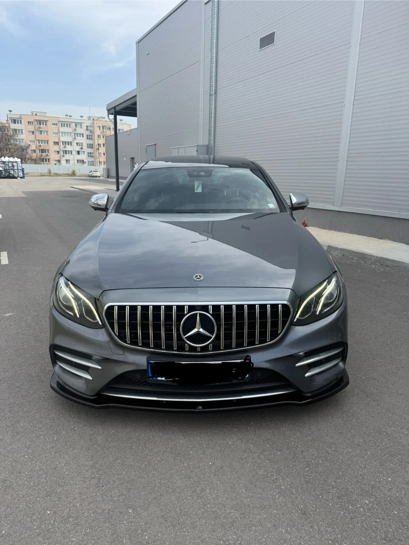 Mercedes-Benz E 220 AMG+ MENU-Мъртва Точка-360 -BURM* -ПОДГРЕВ-ПАНОРАМ - изображение 2