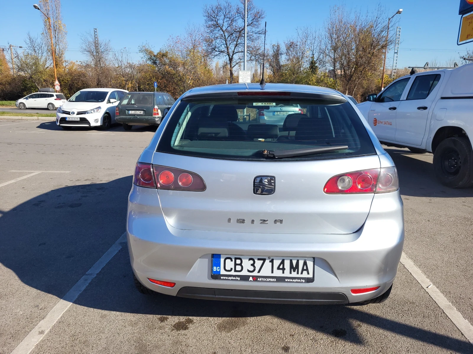 Seat Ibiza 1.4  фабрична газ - изображение 4