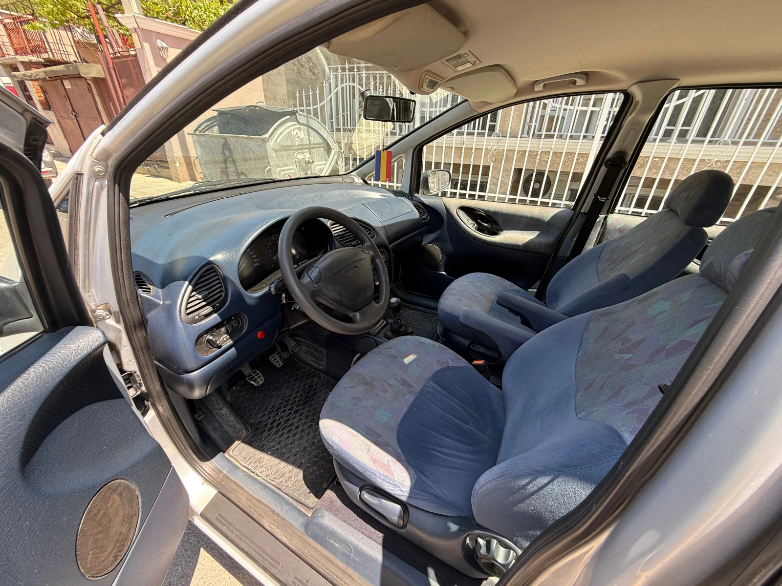 Ford Galaxy  - изображение 6