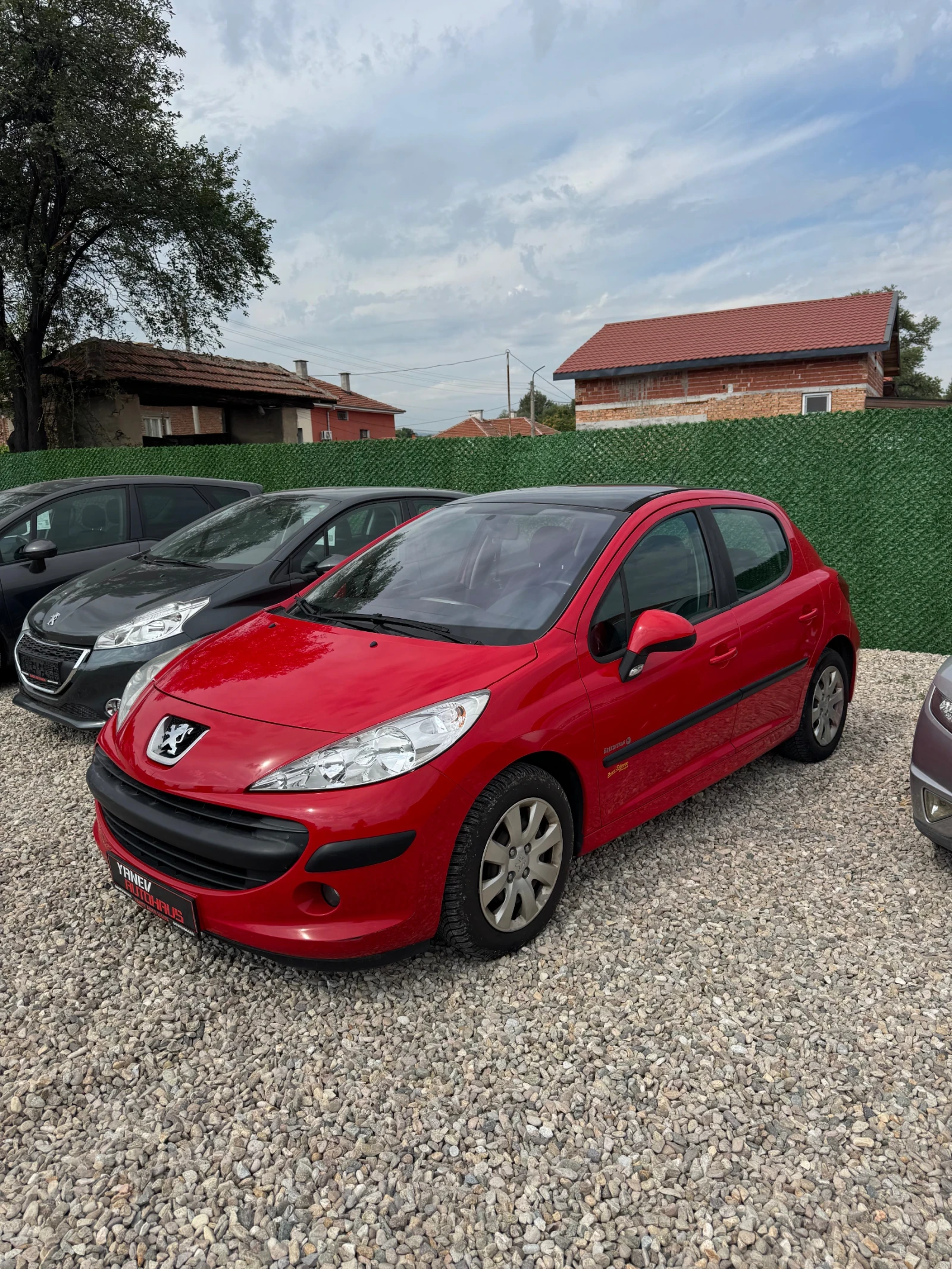 Peugeot 207 1.4HDI / Панорама / Автопилот - изображение 2