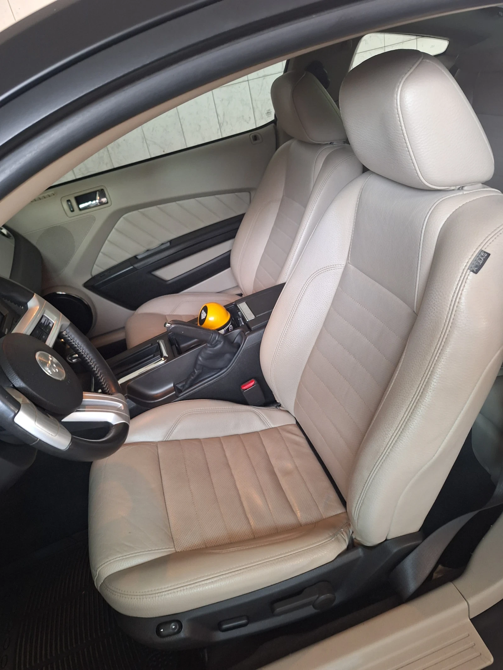 Ford Mustang 3.7  - изображение 9