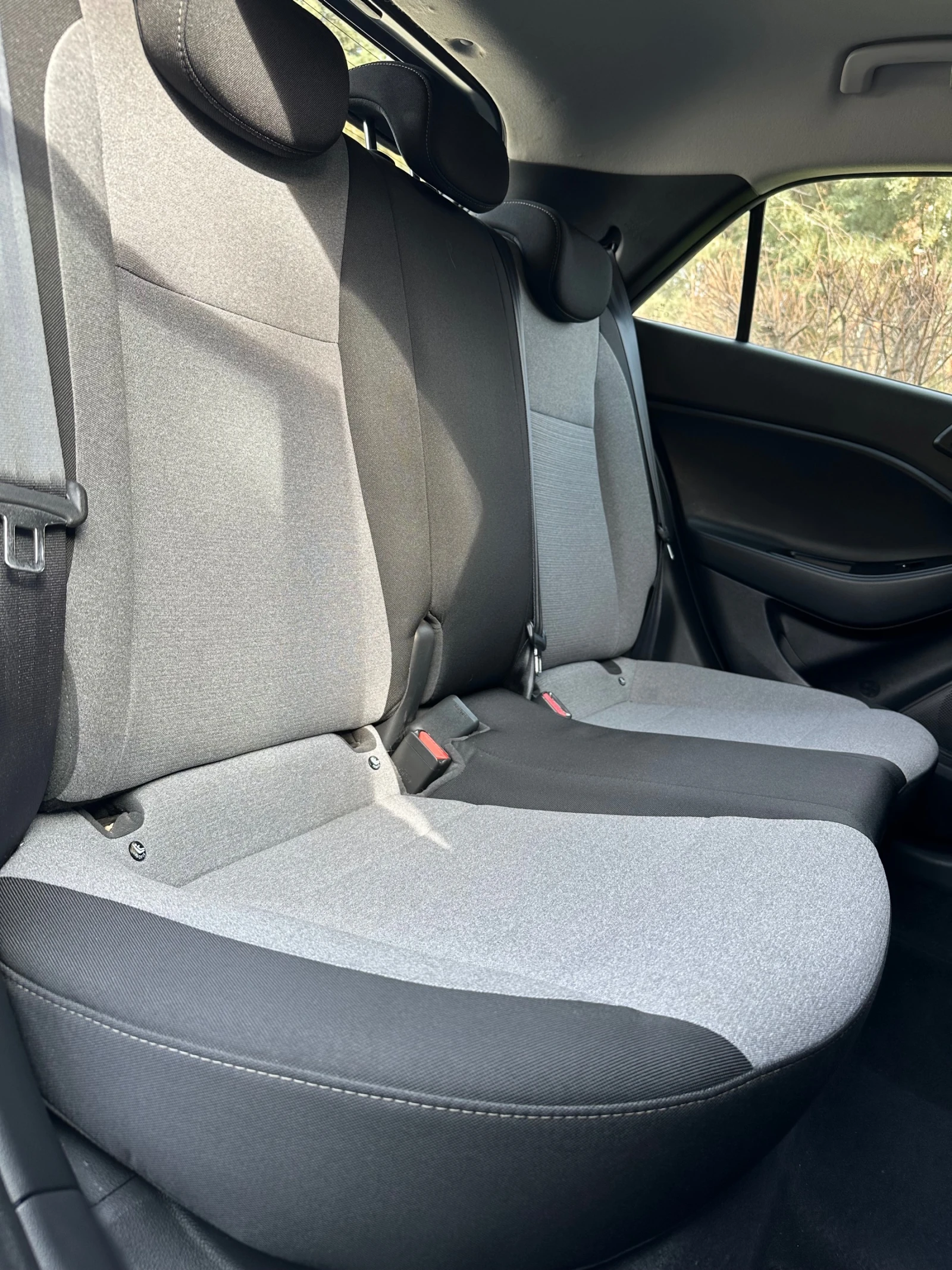 Hyundai I20 1.2 I , снимка 14 - Автомобили и джипове - 53876620