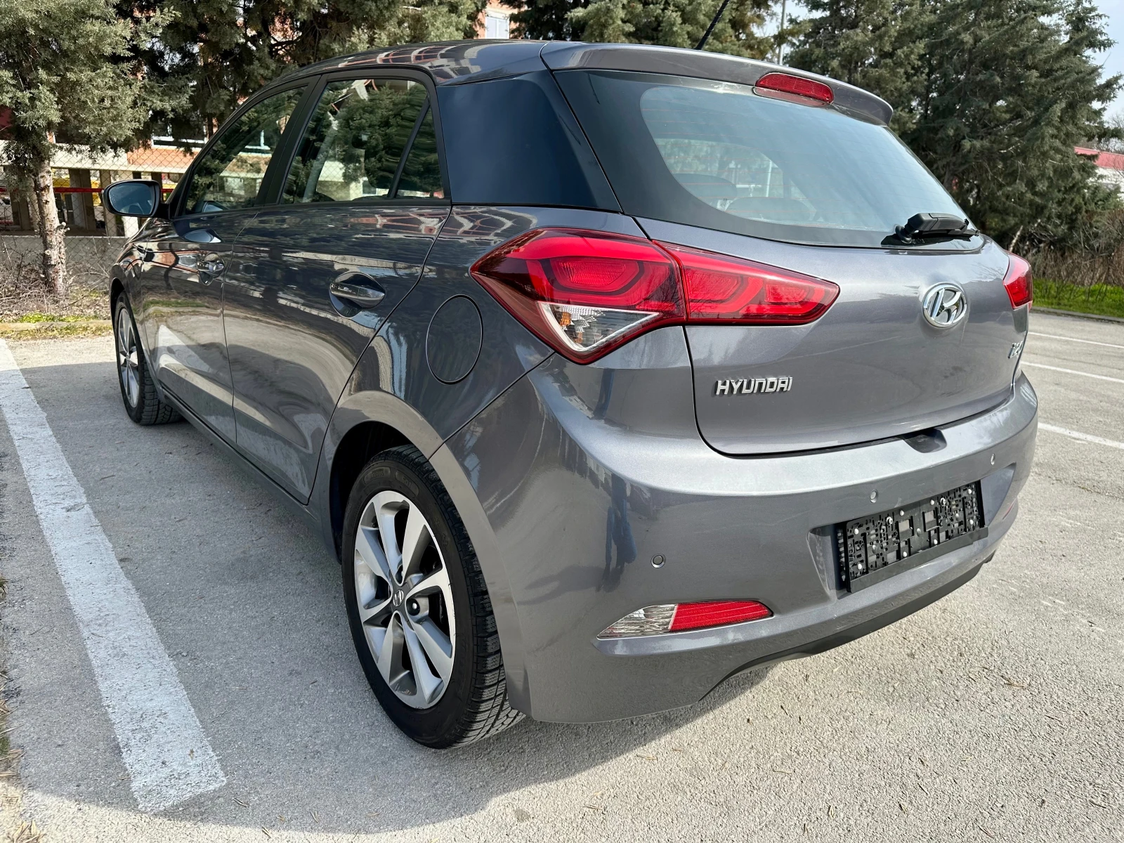 Hyundai I20 1.2 I , снимка 6 - Автомобили и джипове - 53876620