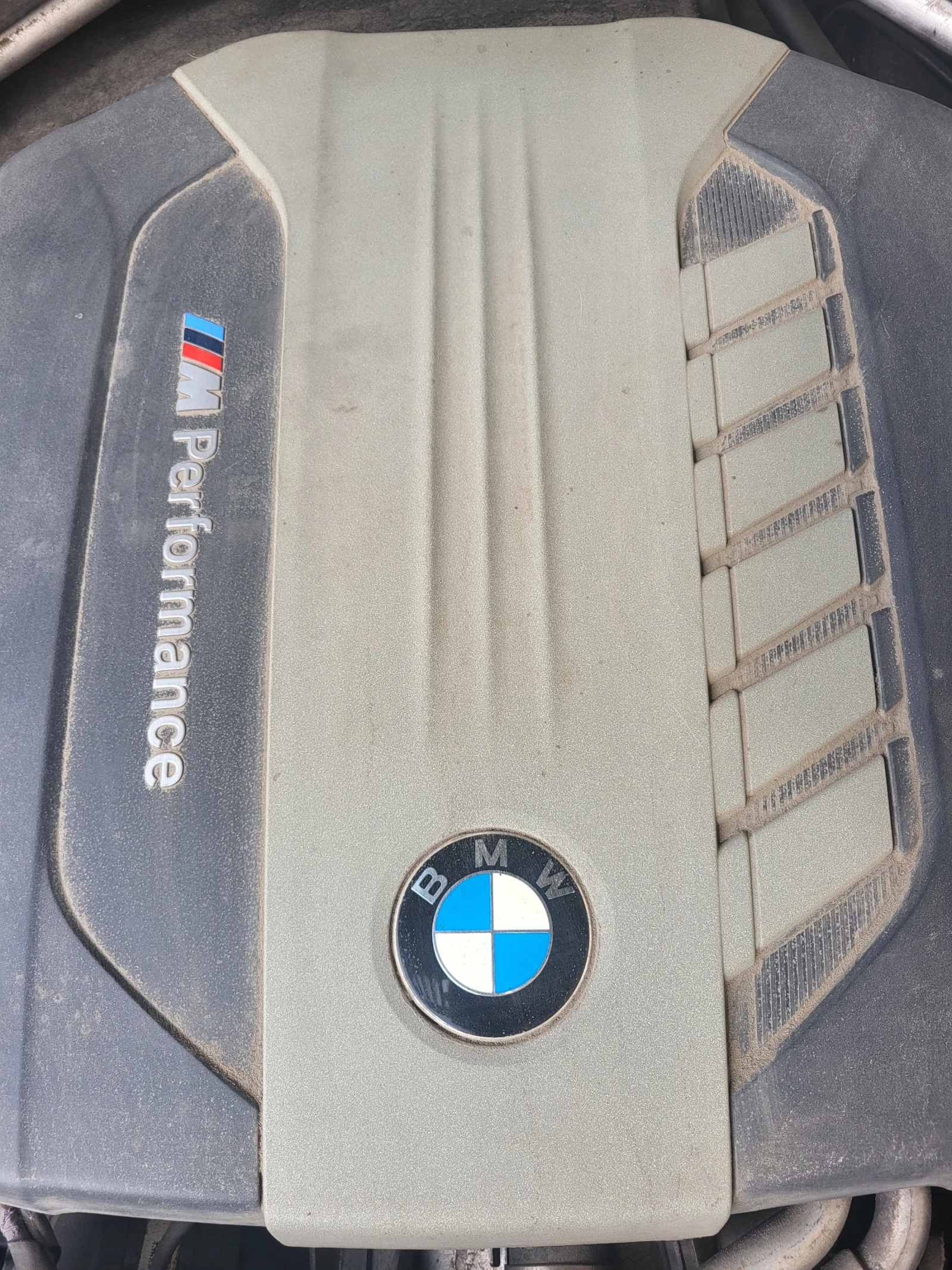 BMW X5M 50d (E70) | 381hp | 740 Nm | Triple-Turbo, снимка 11 - Автомобили и джипове - 54305795