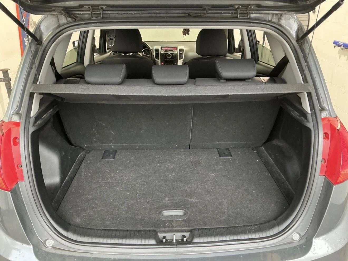 Kia Venga  1.4i | 90 к.с. Бензин | Titanium collection, снимка 16 - Автомобили и джипове - 54337261