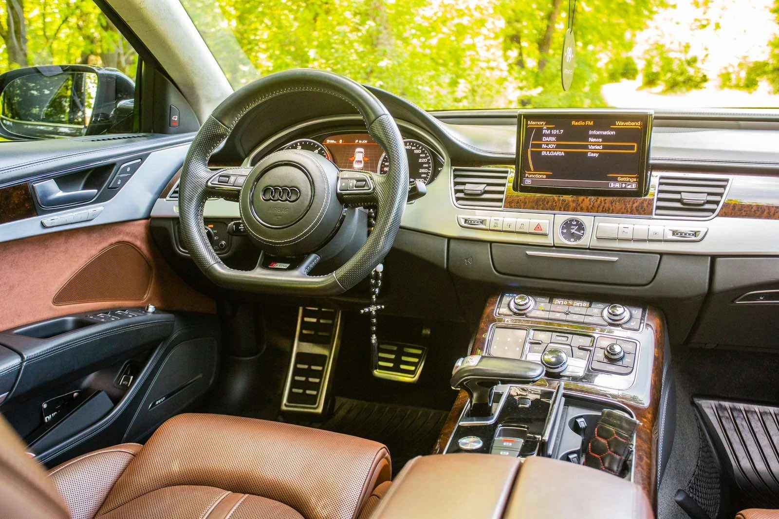 Audi A8, снимка 15 - Автомобили и джипове - 54543461