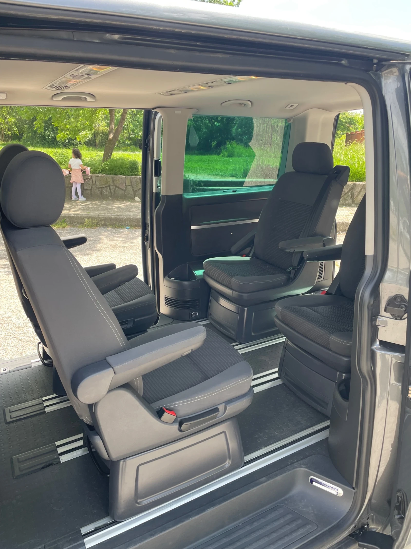 VW Multivan, снимка 5 - Автомобили и джипове - 54594806