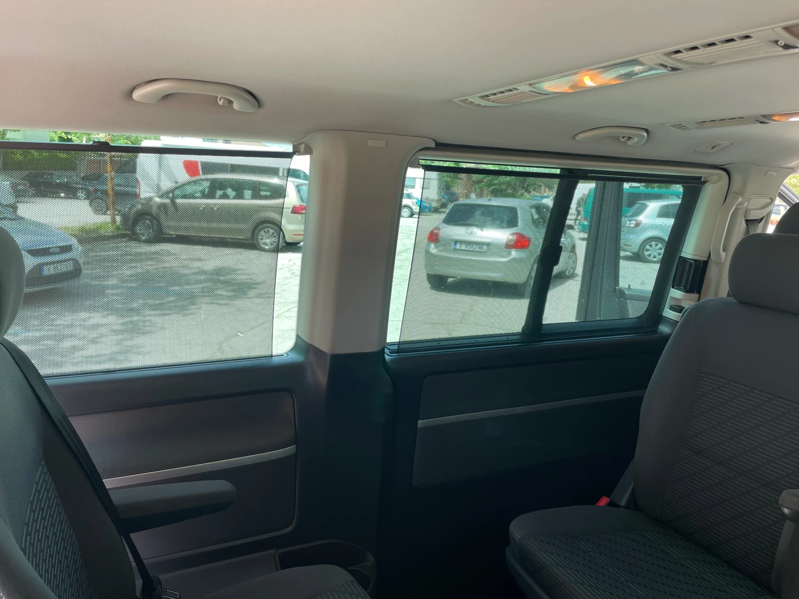 VW Multivan, снимка 9 - Автомобили и джипове - 54594806