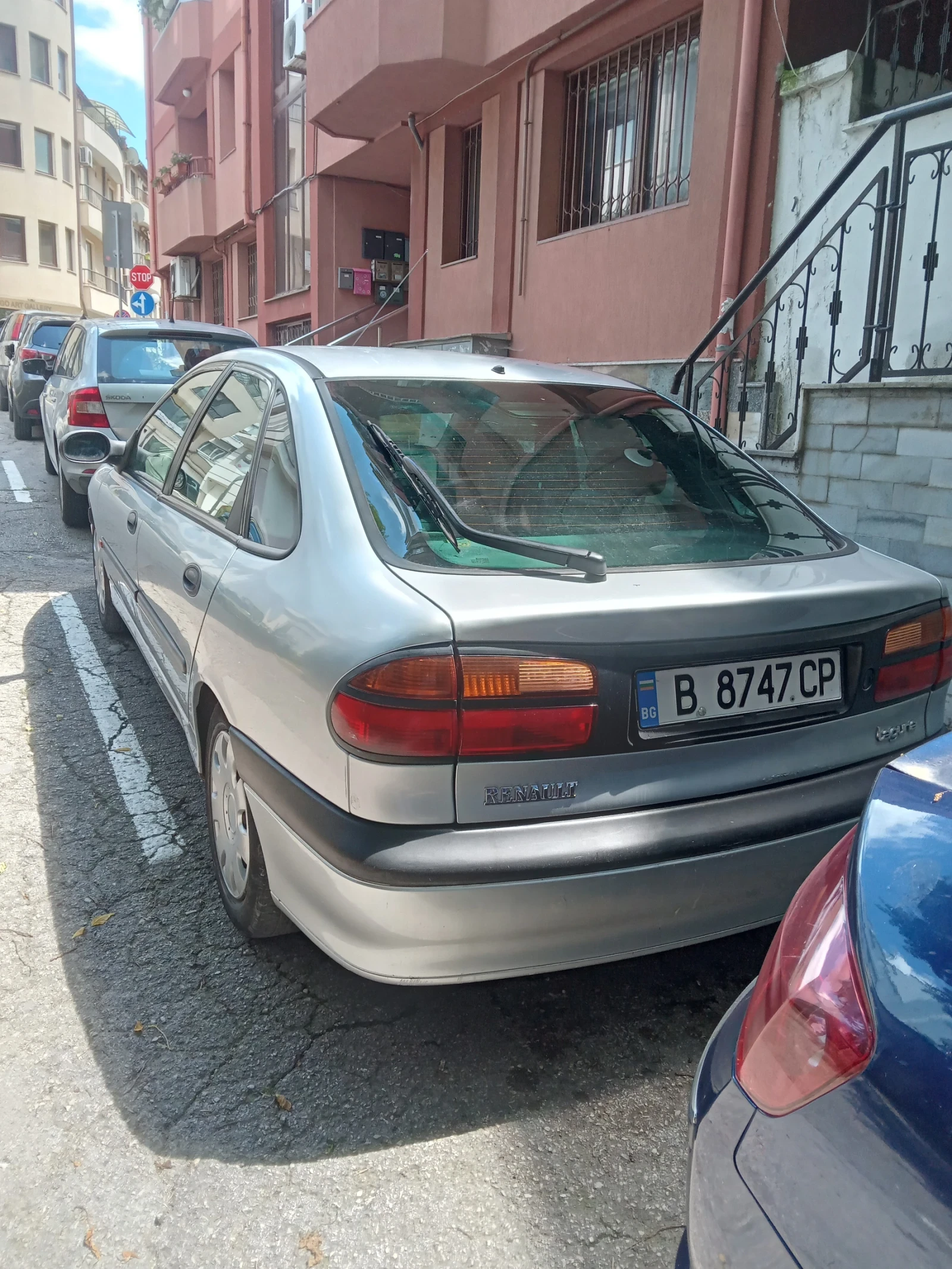 Renault Laguna 1, 6 бензин, снимка 3 - Автомобили и джипове - 54821197