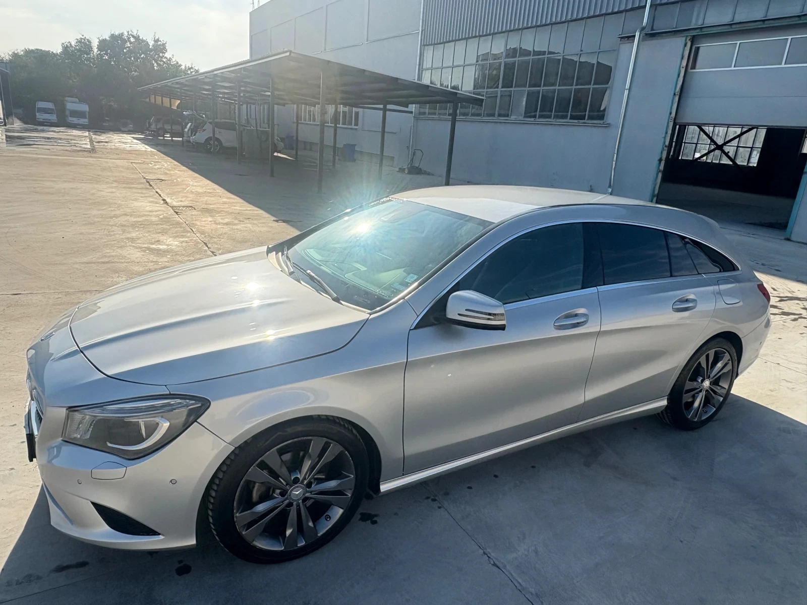 Mercedes-Benz CLA 180, снимка 7 - Автомобили и джипове - 54966673