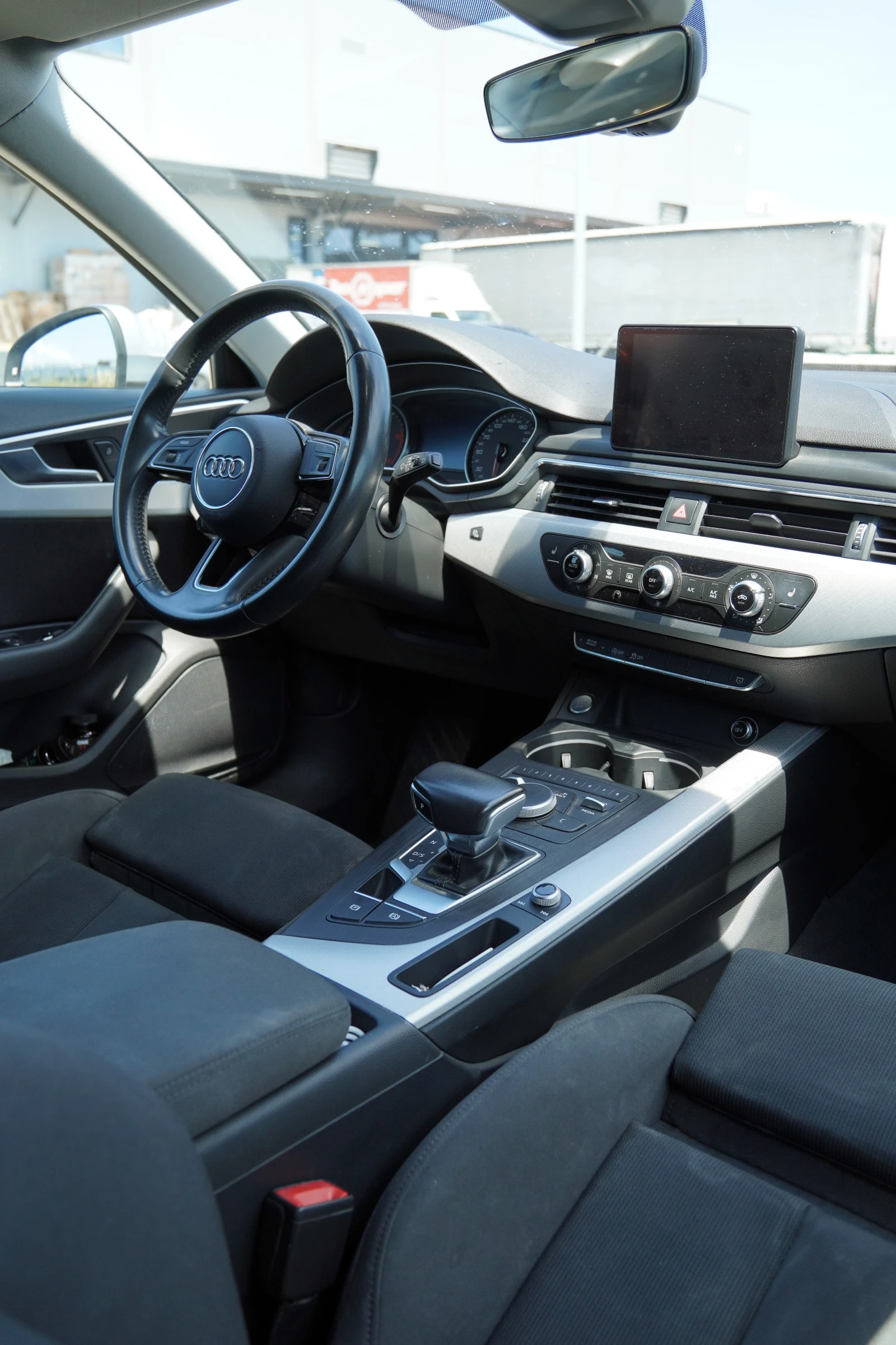 Audi A4 190к.с. Quattro (4x4) Recaro, снимка 4 - Автомобили и джипове - 55000713