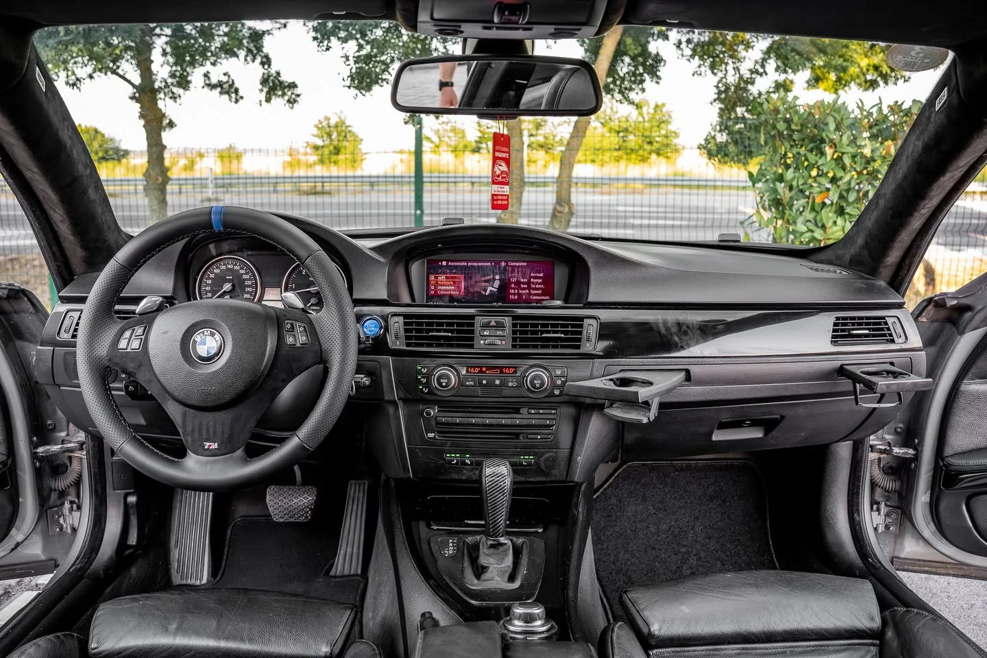 BMW 335 d M57 / M pack / Keyless / Шибидах / Нов Внос, снимка 11 - Автомобили и джипове - 55119386