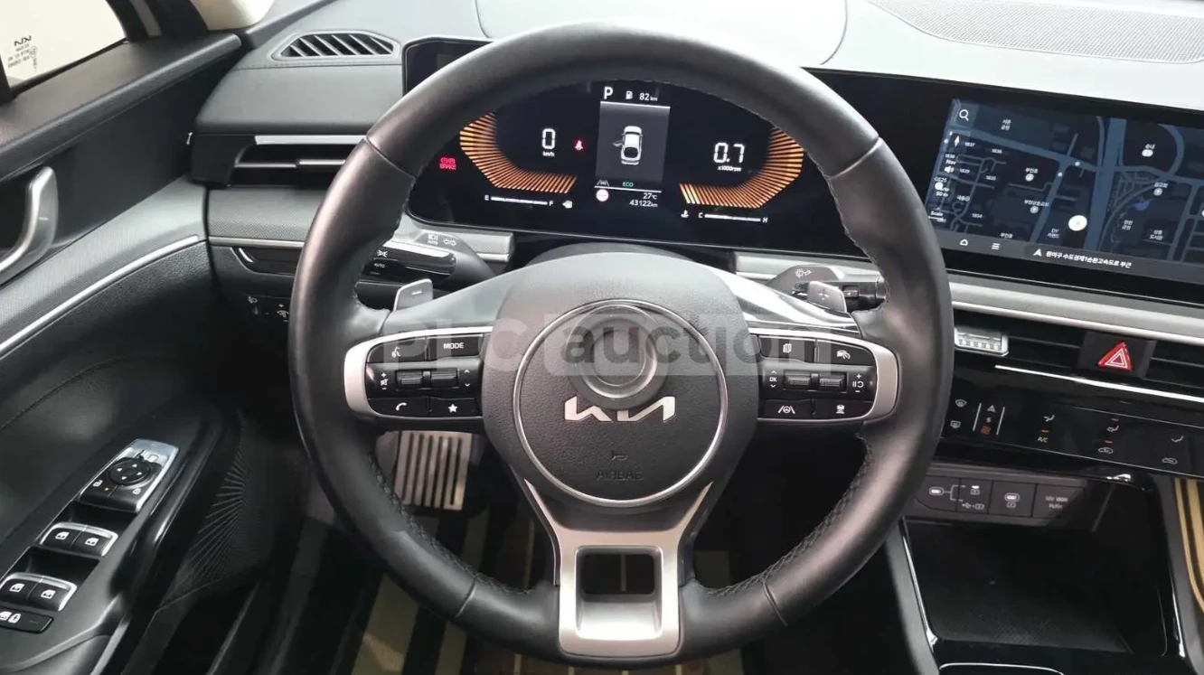 Kia K5, снимка 9 - Автомобили и джипове - 55163178