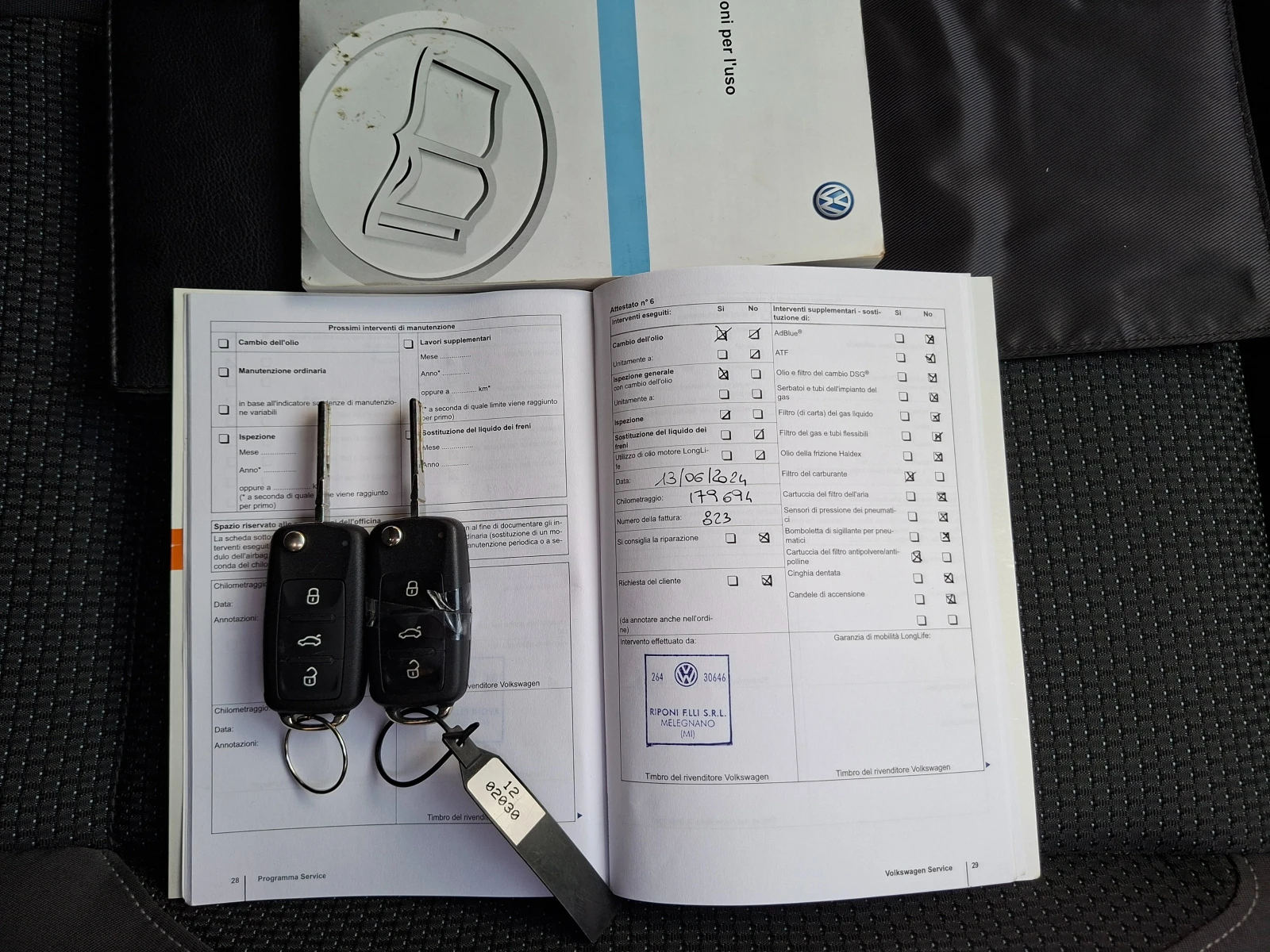 VW Touran 1, 6TDI* 105к.с* 7места* Клима, снимка 16 - Автомобили и джипове - 55598771