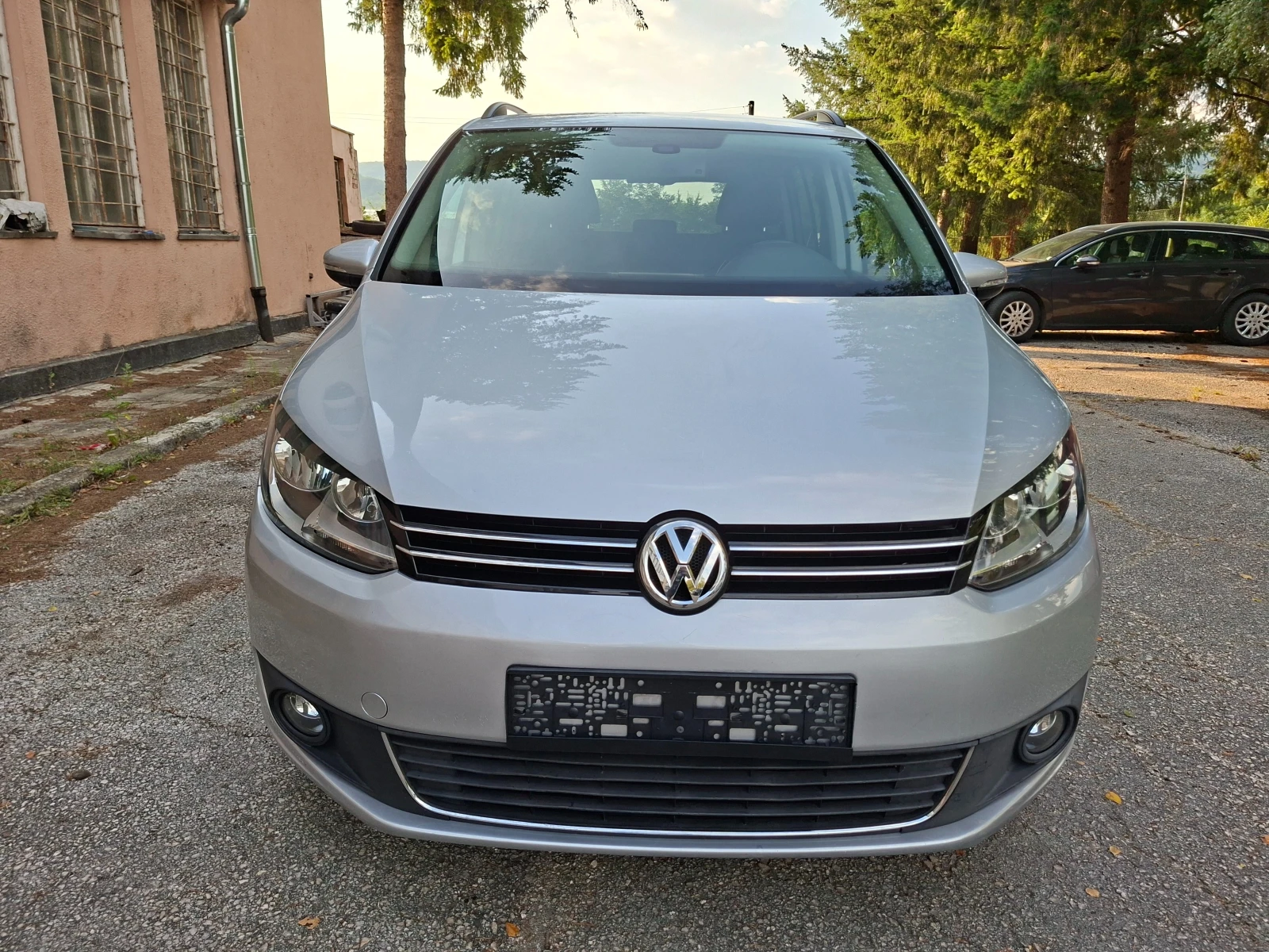 VW Touran 1, 6TDI* 105к.с* 7места* Клима, снимка 8 - Автомобили и джипове - 55598771