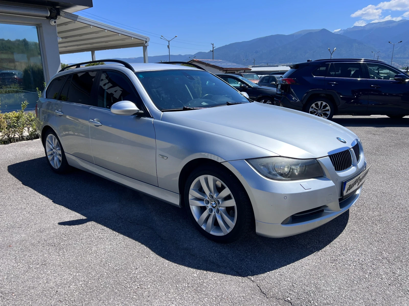 BMW 330 IX* Full* Top* , снимка 3 - Автомобили и джипове - 55662284
