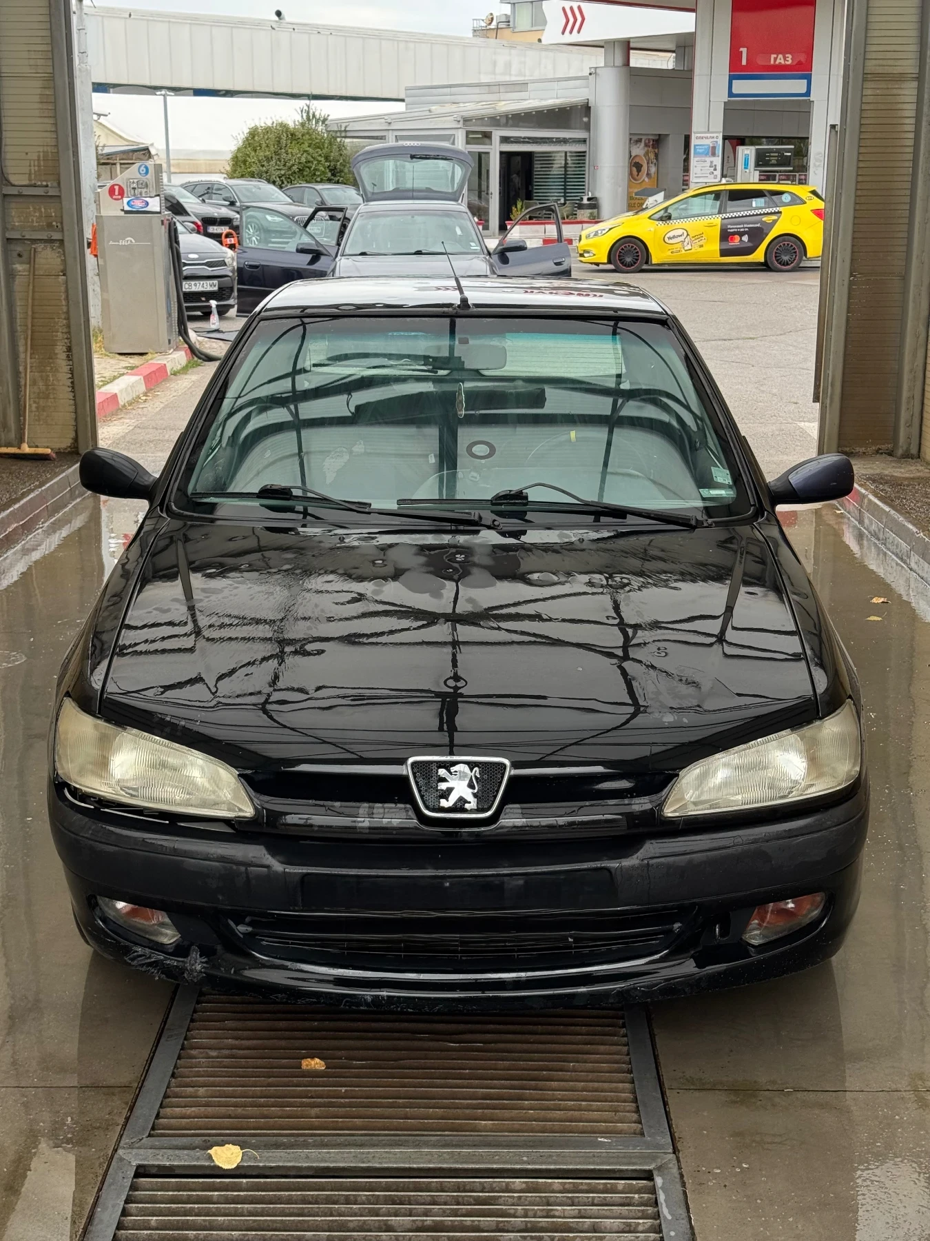 Peugeot 306