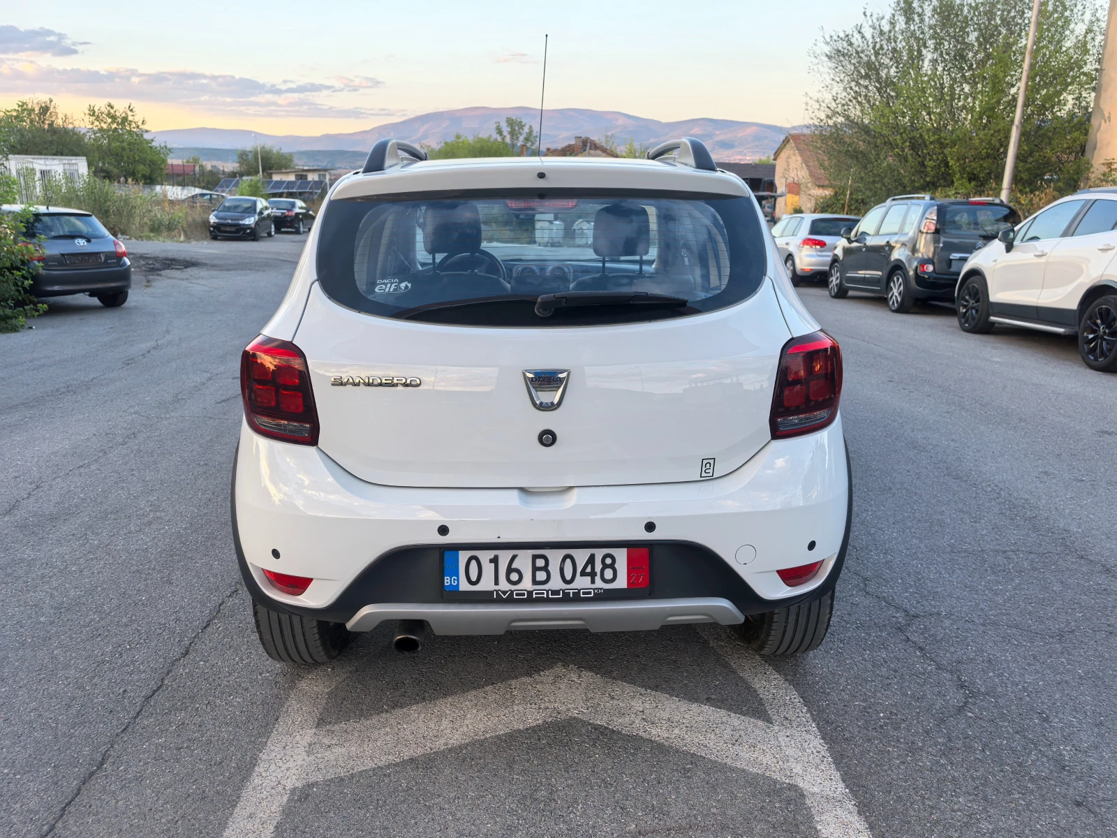 Dacia Sandero 0.9 T, снимка 6 - Автомобили и джипове - 56123950