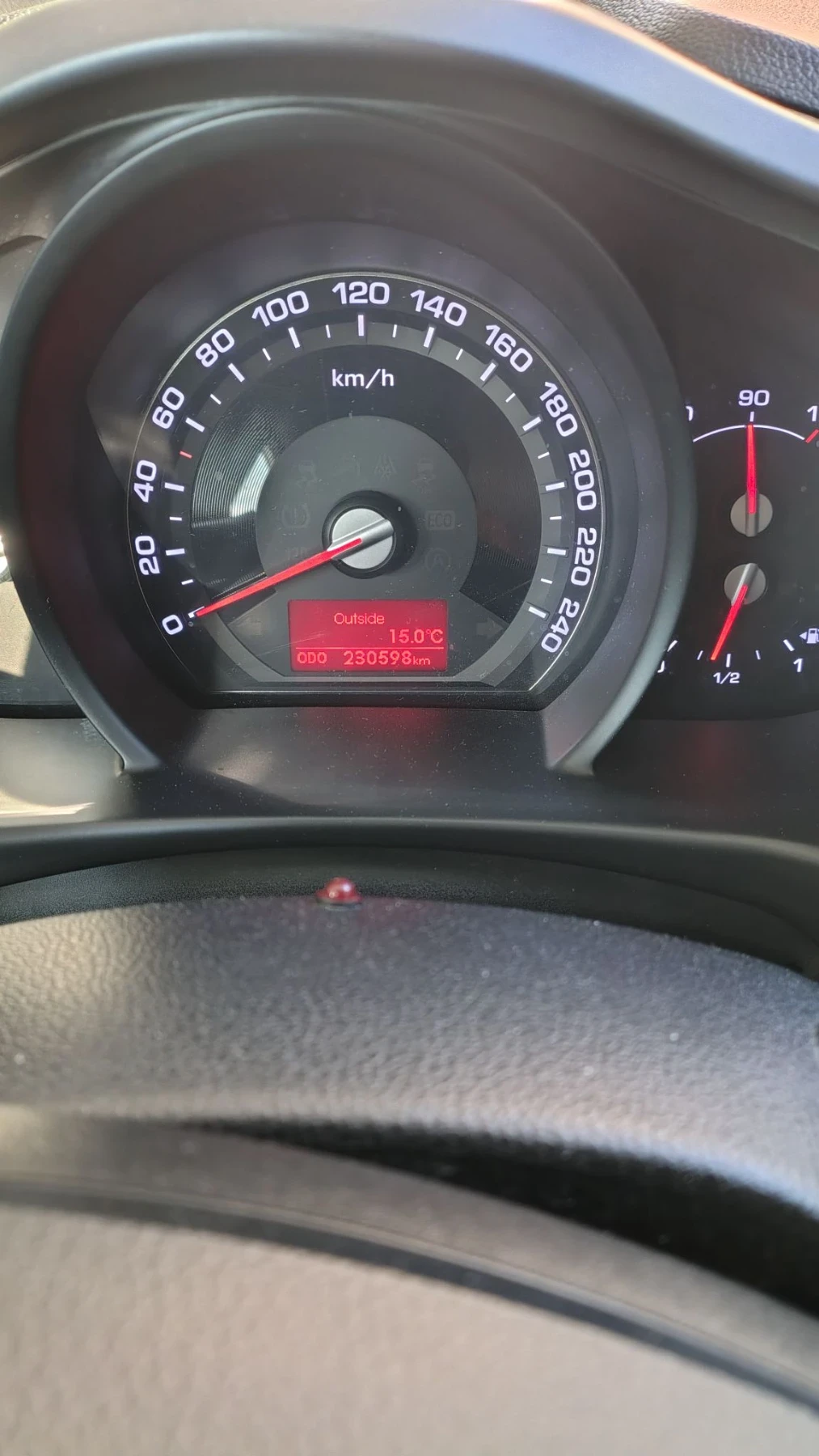 Ford Fiesta 1.6 TDCI, снимка 12 - Автомобили и джипове - 56163288