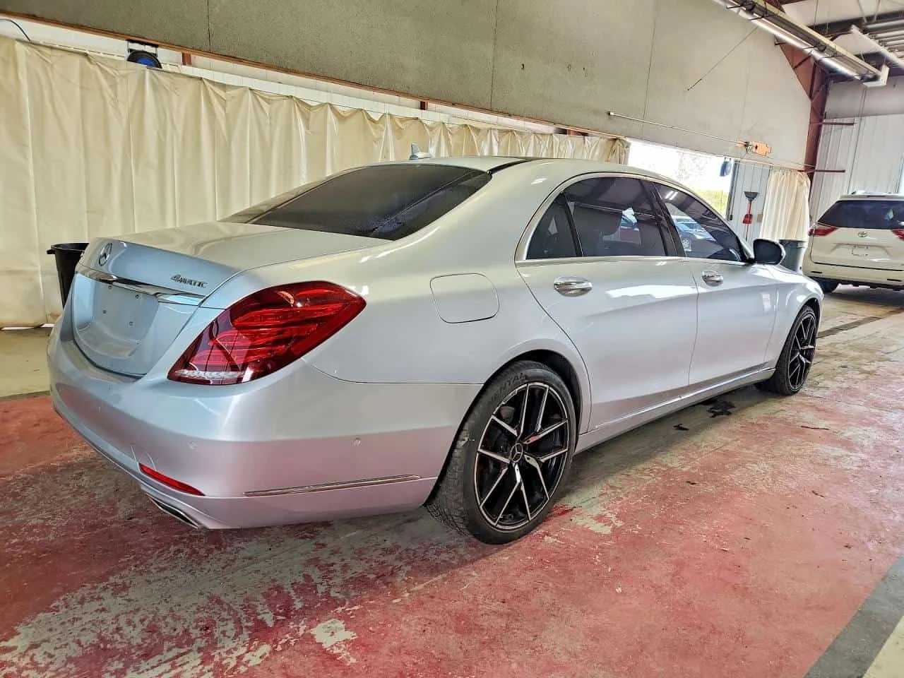 Mercedes-Benz S 550 * 4M * CARFAX * ����� �� ����������� | Mobile.bg � ����������� 3
