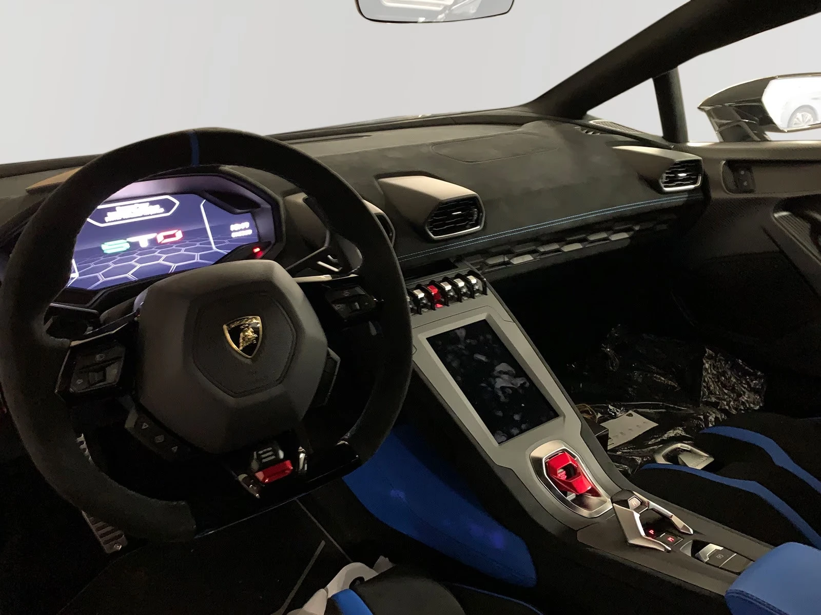 Lamborghini Huracan STO/V10/LIFT/CCMR/ALCANTARA/CAM/20" | Mobile.bg � ����������� 8