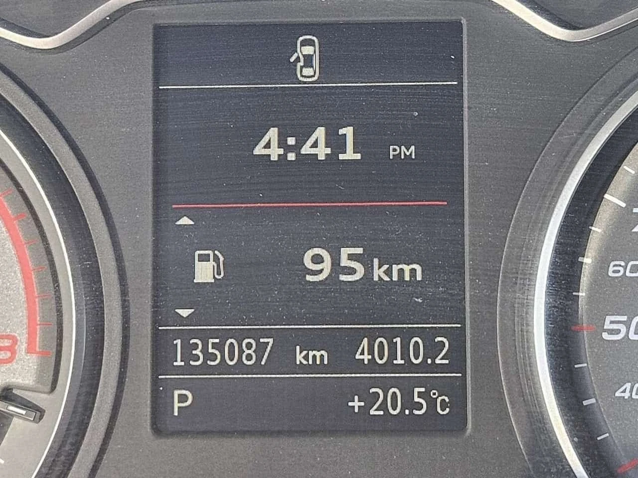 Audi S3 * ФИКСИРАНА ЦЕНА* ПОДГРЕВ * KEYLESS * , снимка 6 - Автомобили и джипове - 56701224