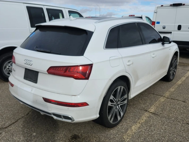 Audi SQ5 * 3.0 TFSI quattro Technik tiptronic * CARFAX * , снимка 4 - Автомобили и джипове - 53289121