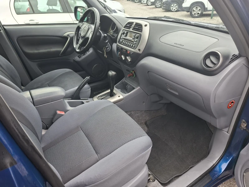 Toyota Rav4 2.0 VVTI TOP, снимка 11 - Автомобили и джипове - 53432200